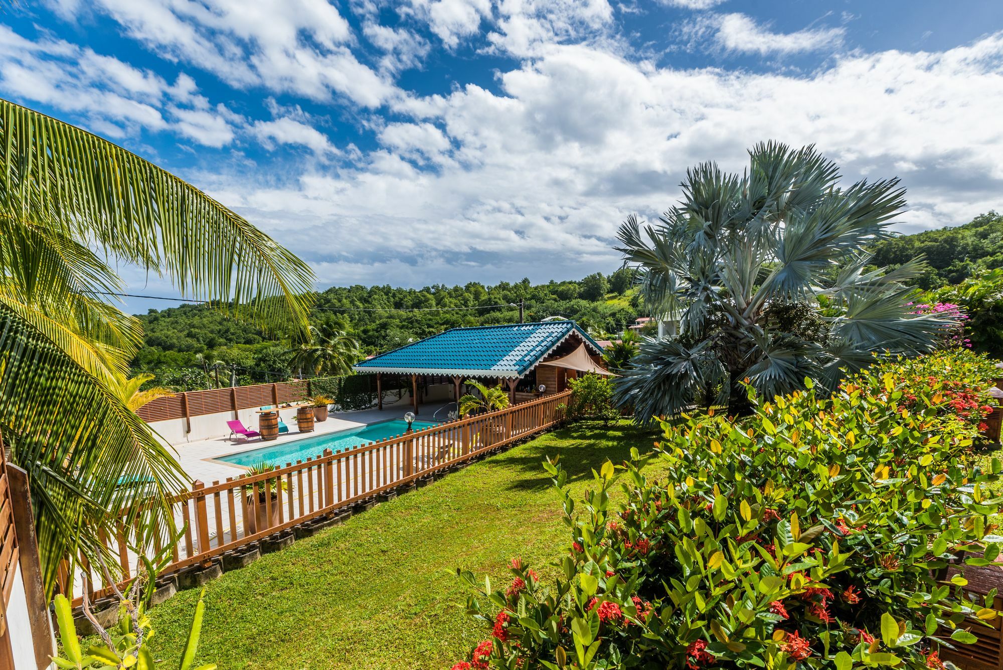 Makare Lagoon Club 르 보클린 외부 사진